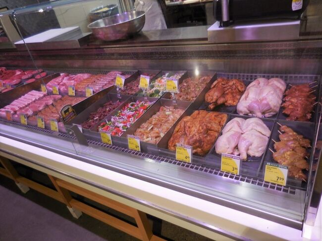 キッチン付きのコンドミニアム滞在ならば、自前調理でも大丈夫。