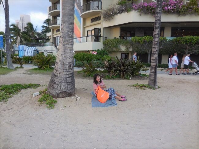 帰国前PCR検査を終え、ヒルトン村に帰って来ました。<br />予定無しのフリープランハワイとは言え、今の時代の海外旅行には、様々な課題が山積です。とにかく今は、そういった課題には一つ一つを確実にクリアしていくしかないでしょう。<br />これからの海外旅行には、新たな手間や手続きが引き続き加わりそうな気配です。