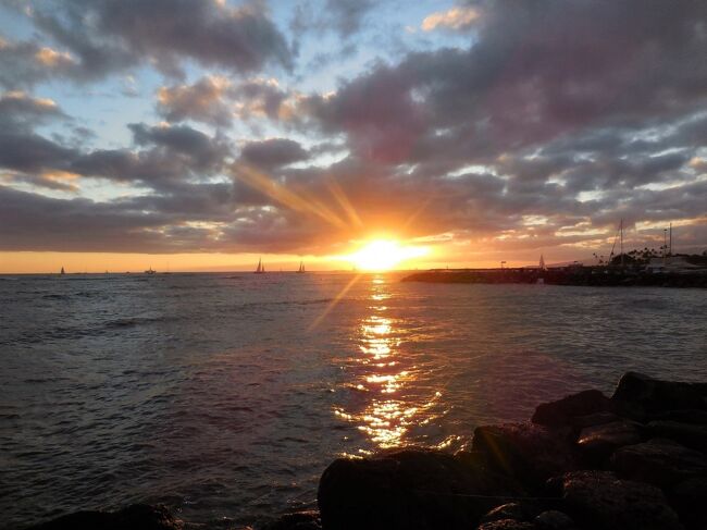 グッドモーニングならぬ、グッドサンセットの時刻です。<br /><br />