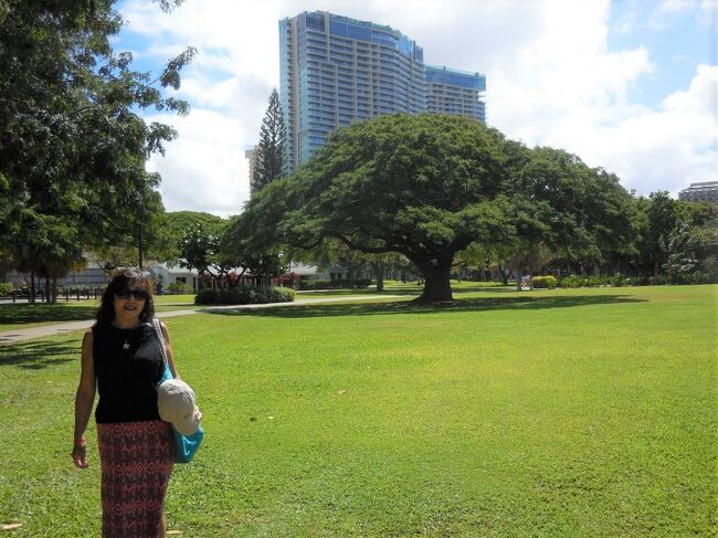 そして本日のお出掛けは、昨日に続いて再びワイキキPCRセンターへ…。