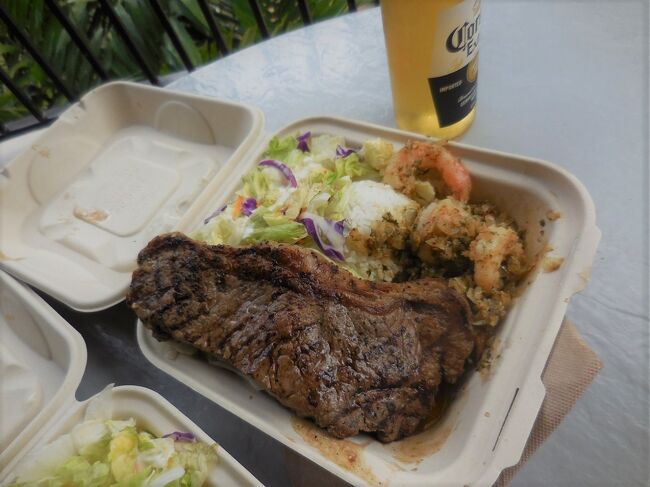 豪快なニューヨークステーキ。