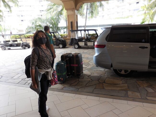 ヒルトンならタクシーは常駐ですよ。<br />待ち時間もありません。