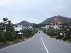 函館山へ向かいます。