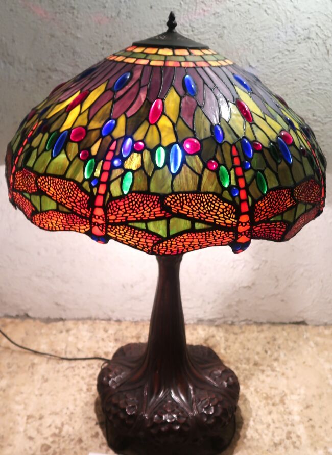 那須ステンドグラス美術館 卓上ランプの傘 リチャード・リーの名品