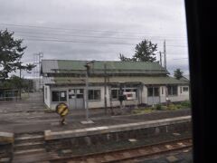 　落部駅通過