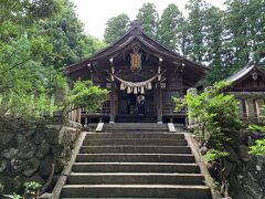 斐太神社

鮫ヶ尾城の鬼門鎮守社で
駐車場からすぐ
