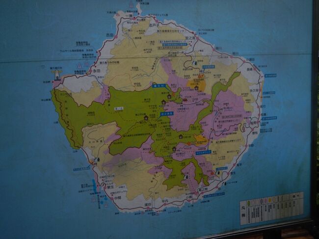 まだ飛行機の搭乗時間まで時間があったので空港内の写真を撮りつつ…<br />「ふーん、緑の部分が世界遺産部分ね～」とか