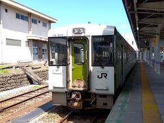 米坂線に乗ります。