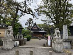 前日は素通りした重蔵神社も、さっとお参りしてきました。