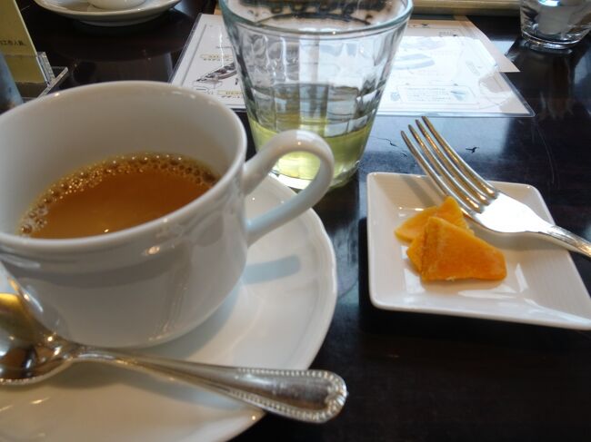 ドライマンゴーがあり何回か取りに行きました。<br />日本人はマンゴー好き