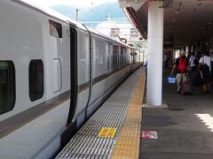 10時半に田沢湖駅に到着しました。東京駅から570㎞くらい離れてるわりには近く感じるね。