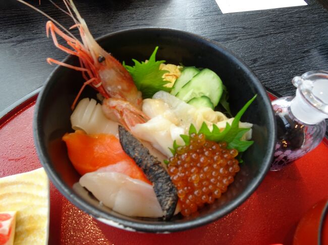 朝から刺身？？と１６４は思いましたが個人の好き好きです。