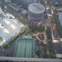 ビルに囲まれた屋上テニスinヒルトン東京