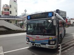 JR久里浜駅から歩いてやって来たのは京急久里浜駅。
ここから久里浜港ゆきのバスが出ている。

※JR久里浜駅からもバスは出てますが本数が少ない。