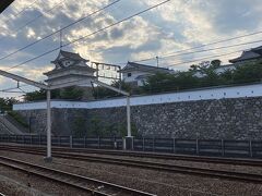 福山城見えたら福山駅到着。