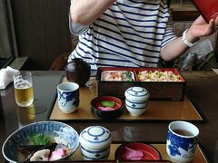 ウニ丼は無いので妻には「かにちらし寿司御膳」にしていただきました。