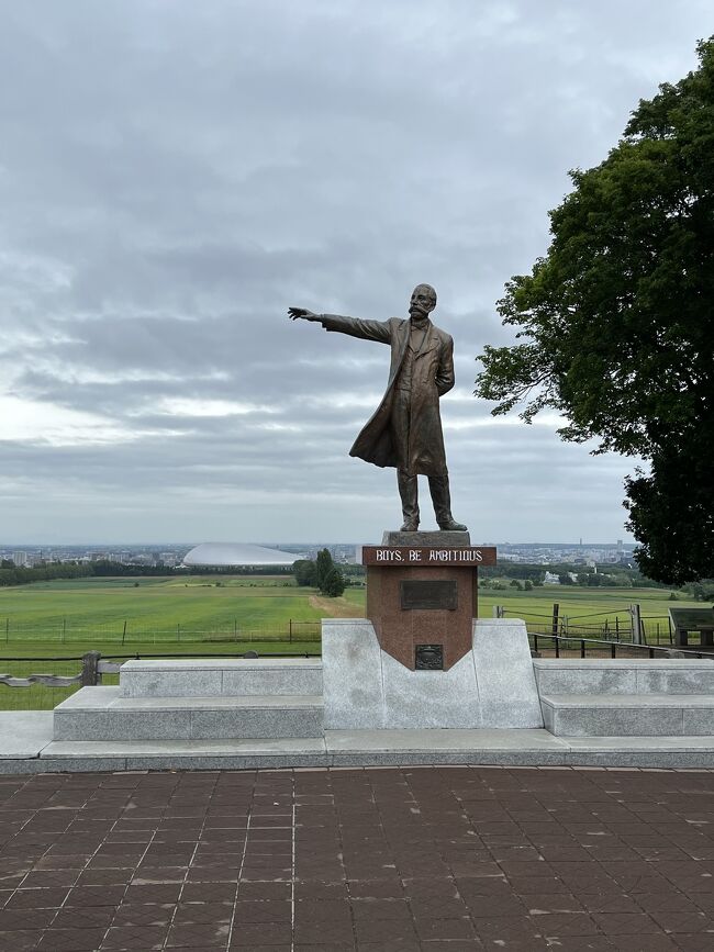 クラーク博士像