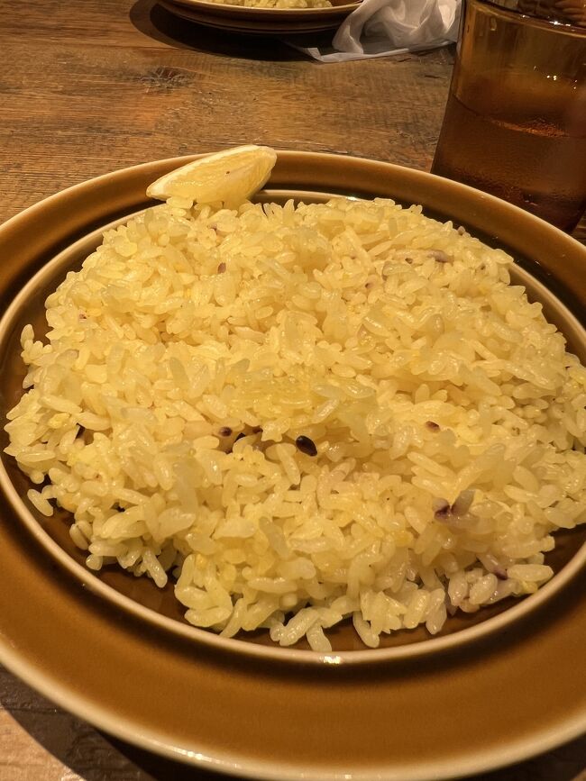 ライスはMサイズ(200g)まで無料です。