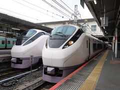 平塚駅到着とは言え、これに乗って来た訳では有りません。
特急E657系
常磐線を走る「ひたち」「ときわ」が東京上野ラインも走って此処に？