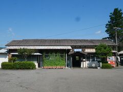 一番近い駅、山口線徳佐に立ち寄って
もろ昭和、国鉄駅なり