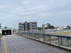 AM9:00今日も曇天です。有給休暇を取りまして、愛知県の最後の地ビールレストランを制覇しに行きます。