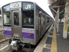 ３レグ：1529M 一ノ関-盛岡
一ノ関駅で乗換え。ここで時間があったので１番線ホームにある立ち食い蕎麦屋で朝ラーメンをしようと思ったが、営業開始が10時からだったのでお腹を空かせたまま盛岡へ向かう。