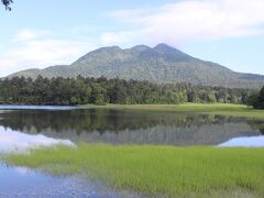 尾瀬沼越しの燧ケ岳