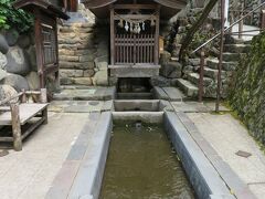 名水百選に選ばれている宗祇水（白雲水）
水の都、郡上八幡観光では外せないスポット