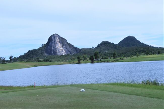 ◇【Chee Chan Golf Resort】<br />池前は絶えず緊張。