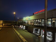 いつもの夕方便なので、現地到着は夜。
空港からバスで松江に向かいます。
