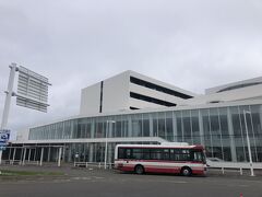 15時45分、稚内バスターミナル到着。音威子府駅から最後まで乗っていたのは、運転手さんと私だけでした。