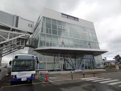 9:20
青森駅から10分少々‥
津軽海峡フェリー 青森ターミナルに着きました。