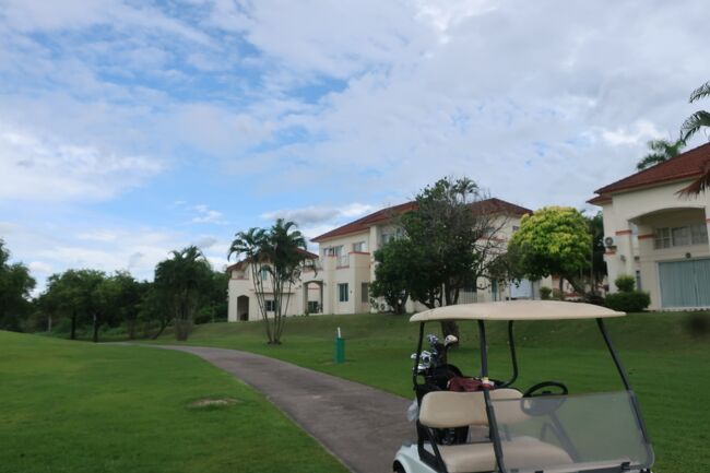 ◇【Burapha Golf &amp; Resort】<br />フェアーウエー走行は、カートOk日<br />付近に高級別荘宅あり。