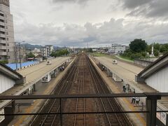美濃太田駅に到着。
雨はすっかり上がったようです。
長良川鉄道からJRに乗り換えて岐阜へ。
（美濃太田17:36⇒岐阜18:07）
