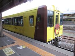 花巻駅から花巻空港駅に向かおうとすると隣のホームにポケモントレインがいました。一ノ関駅でさかんにPRしてた列車