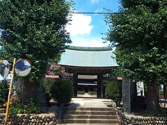 駅から10分ほど歩きまして
やっと見えたのが正福寺の山門。