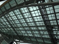 ★目的地⑦「オアシス21」

栄駅から直結の複合施設。ガラス張りの屋根が特徴。