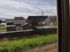 　しばらく地鉄線と並行して走ります。
　地鉄線浜加積駅横を通過