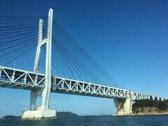 瀬戸大橋の北から2本目、櫃石島橋が見えてきました。