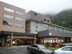 昨夜宿泊した層雲峡観光ホテルを出発。

とりあえず、雨は降っていないので、上々のスタート。