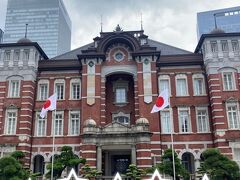 どうにも膨らみ過ぎた腹を休めようと…

石のベンチに座っていたら、突然…

突然口の中が唾液で溢れかえり…

（注 : ここから後は読まない方が良いかも知れません…）

★ うぅ、矢場～ヤバヤバ～NG