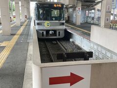 熊本電鉄のターミナル、藤崎宮前駅
行き止まり式ホームでいい感じだがビルの一角に埋もれた駅
市電との乗り継ぎもない