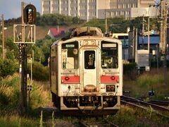 ☆ Hokkaido★

南稚内駅までの一駅をキハ54で移動。
光線良好！ケツ撃ちですが。