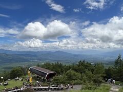 テラスから、更に展望台（歩いてすぐ）に上がって