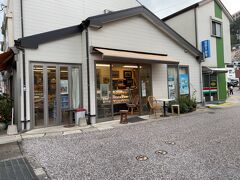 長崎に来たら外せない「シマダ果実店」。
開いてて良かった！
カットフルーツが一押しのお店です。
長年1カップ100円でしたが、近年の価格高騰でついに値上げ。
ちょっと残念でしたが、スーパーで買うより安くて美味しいんです。