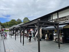 桜の馬場 城彩苑

桜の小路　

熊本県下の名店21店が出店するお土産処です