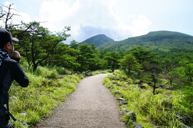 初夏の韓国岳から見た霧島の山、F10号、佐原聖春 初夏の韓国岳から見た霧島の山、F10号、佐原聖春 （2017年2月4日