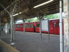 10：27 浜坂駅に到着、向かいホームで城崎温泉駅行きにすぐの連絡です