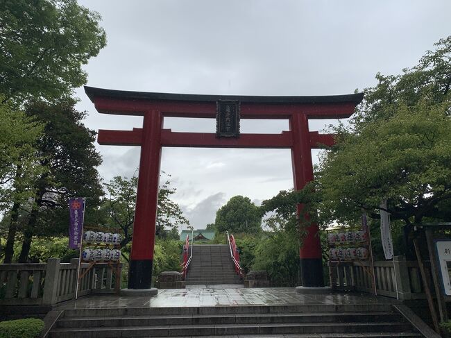 亀戸天神社にやってきました。<br />天神様ということで、菅原道真公を祀っています。<br />太鼓橋もあって、太宰府天満宮の印象があります。
