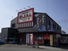 というわけで、海の幸を食べに出かけます。
宇和島港には、安くておいしいお寿司屋さんがあります。
阪神タイガースの有名選手の実兄が経営しています。